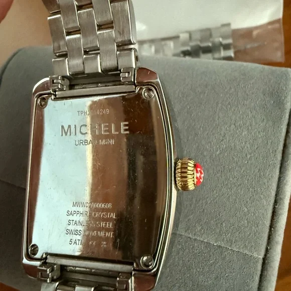 L@@K!! Michele Urban Mini Unisex Watch - Picture 4 of 7